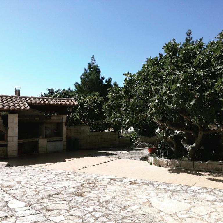 Villa Renzo E Lucia Sant Isidoro  Kültér fotó